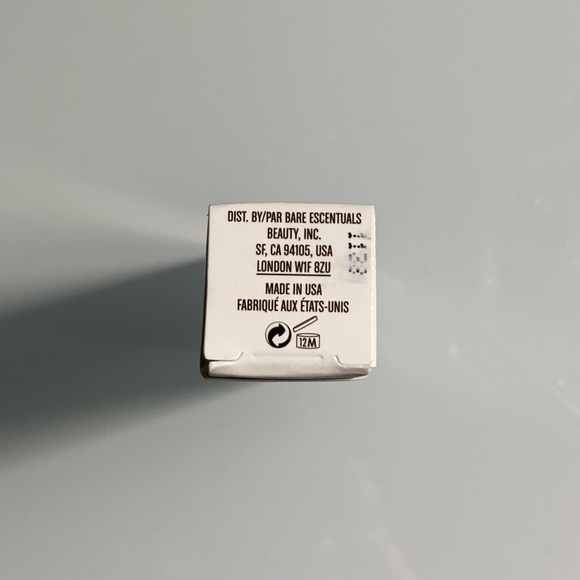 Buxom full on plumping lip polish in shade Amanda. 4.45 ml - Picture 7 of 7